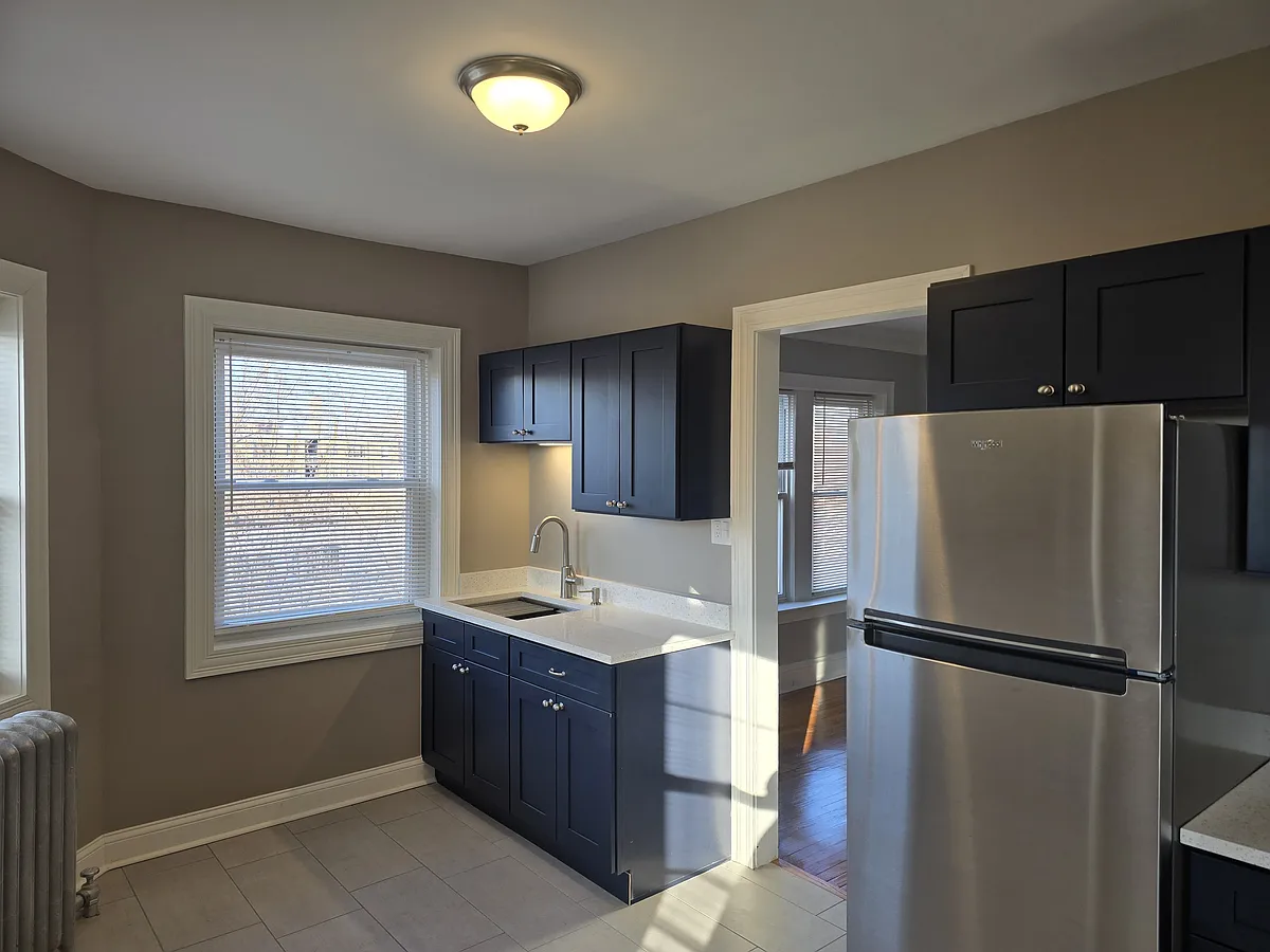 Building Photo - 7516 S Phillips Ave #3