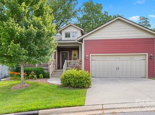 53 Loftin St, Weaverville, NC 28787