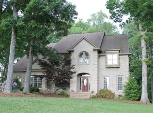 6106 Percheron Trl, Summerfield, NC 27358