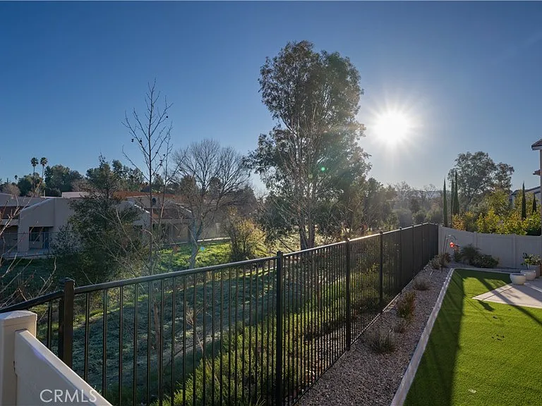 42688 Azure St — Photo 41
