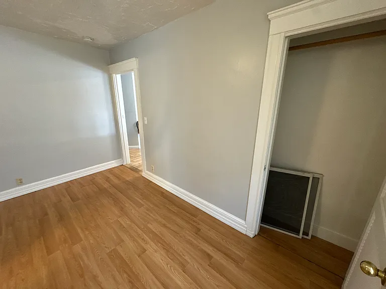 59 Cooper Ave #1F — Photo 7