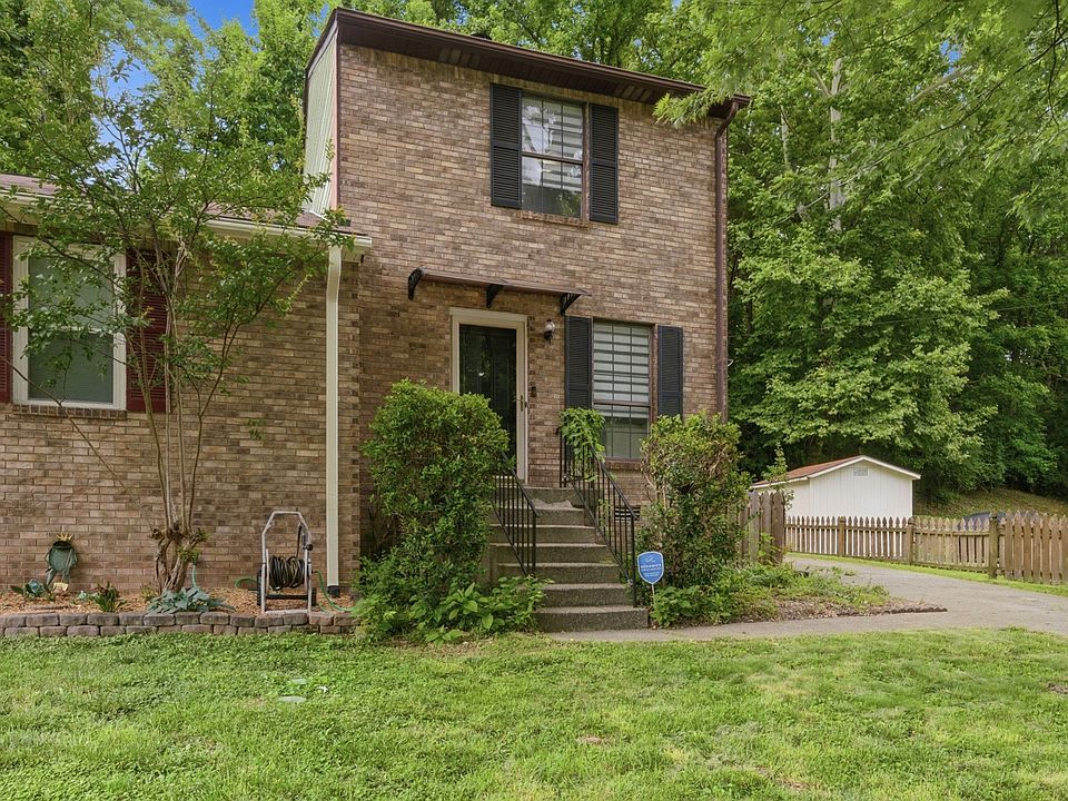 1st image of 3332 Lakeside Pl