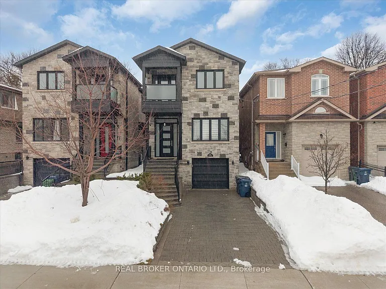 25A Mystic Ave — Photo 15