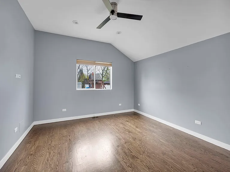 9059 Oneill Dr — Photo 12