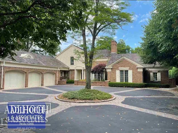 458 Chalfonte Ave, Grosse Pointe Farms, MI 48236