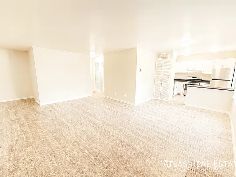 1009 13th Avenue — Photo 29