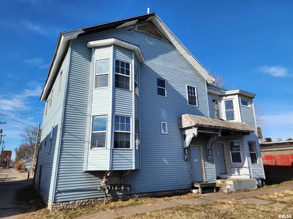 318 Myrtle St, Davenport, IA 52802