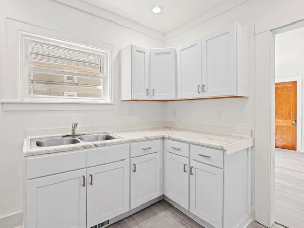 1568 Forrest Ave NE #2, Grand Rapids, MI 49505