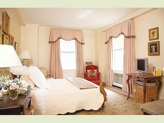 Sold by Stribling | media 13