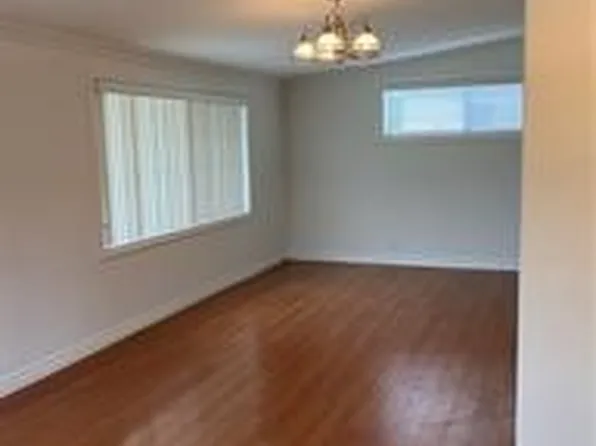 14833 Victory Blvd, Van Nuys, CA 91411