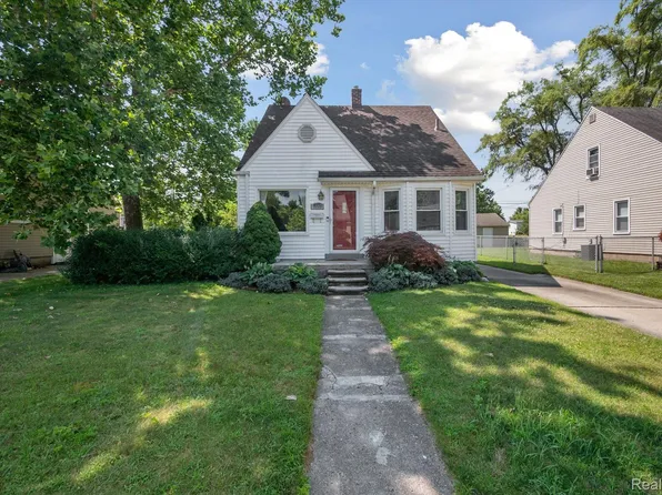 1445 W Saratoga St, Ferndale, MI 48220