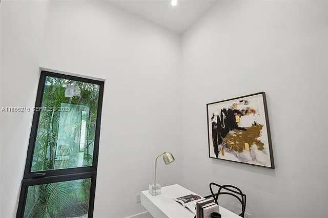 510 NW 50th St — Photo 16