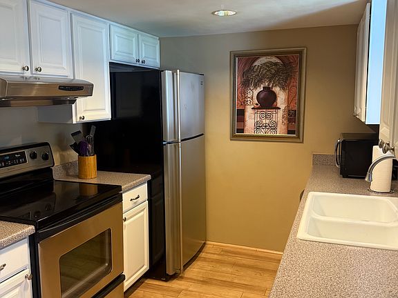 5th image of 5225 E Waverly Dr Unit 64