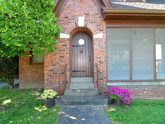 2nd image of 1659 Bayard Park Dr