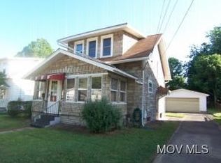 611 54th St, Vienna, WV 26105