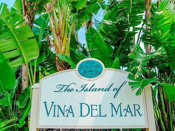 Beautiful island community of Vina Del Mar Island