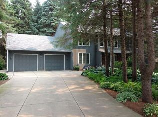 7826 Pinehurst Rd, Woodbury, MN 55125