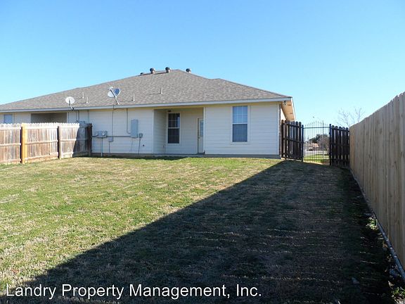 2nd image of 1500 Glenhaven Dr #A-b