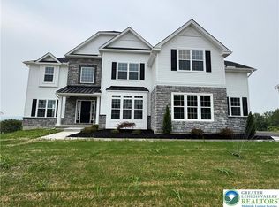 4876 Farrcroft Dr #81, Forks Township, PA 18040