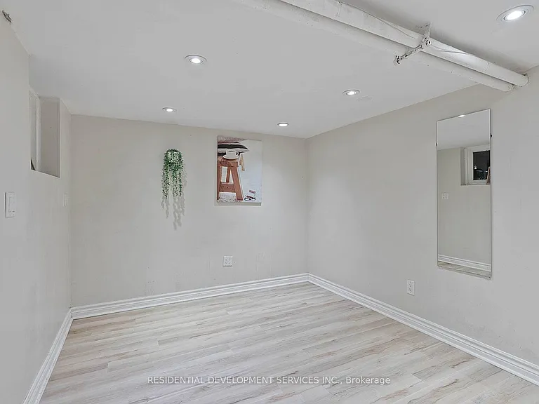 363 Strathmore Blvd — Photo 35