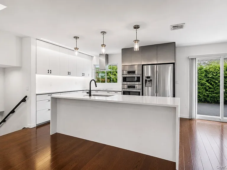 38 Birchwood Park Dr — Photo 8
