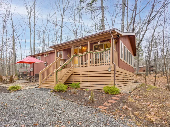 179 Pileated Woodpecker Ln, Hedgesville, WV 25427