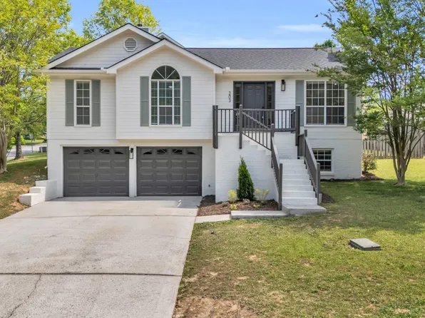 203 Brently Woods Dr, Chattanooga, TN 37421