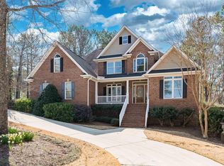 218 Saddle Lake Dr, Alabaster, AL 35007