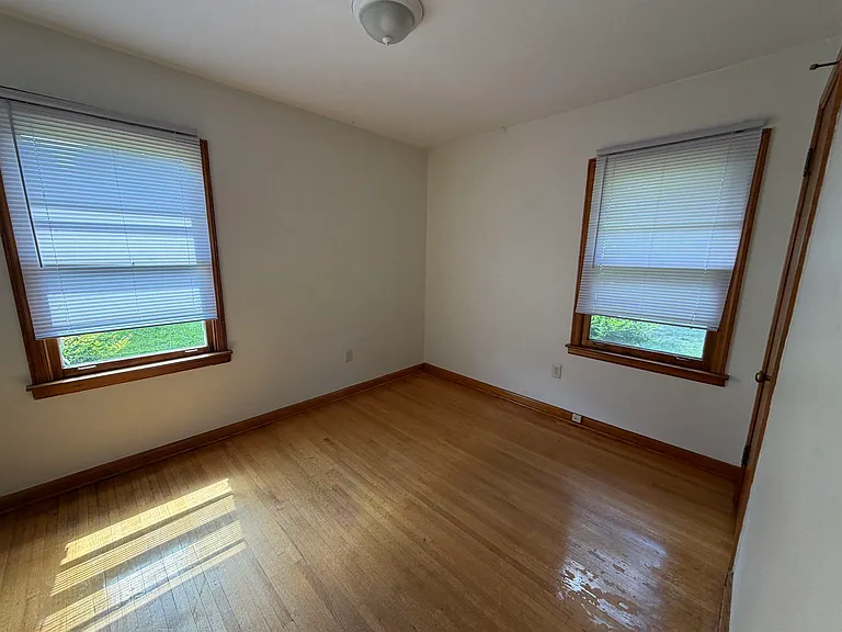 5045 Flamingo Rd — Photo 7