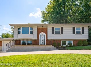 944 Palatka Rd, Louisville, KY 40214