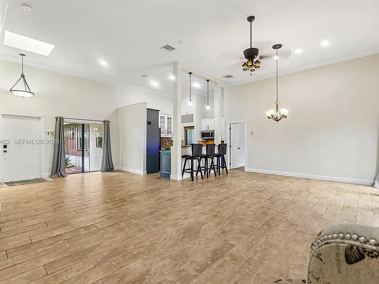 2731 S Parkview Dr — Photo 10