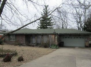 3817 Fairview Rd, Bartlesville, OK 74006