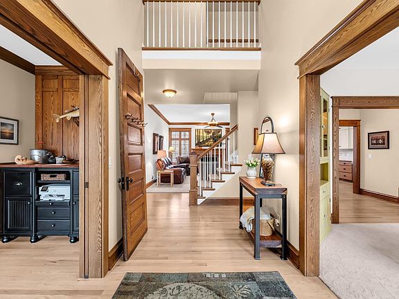 5th image of 8902 Shadowood TRAIL