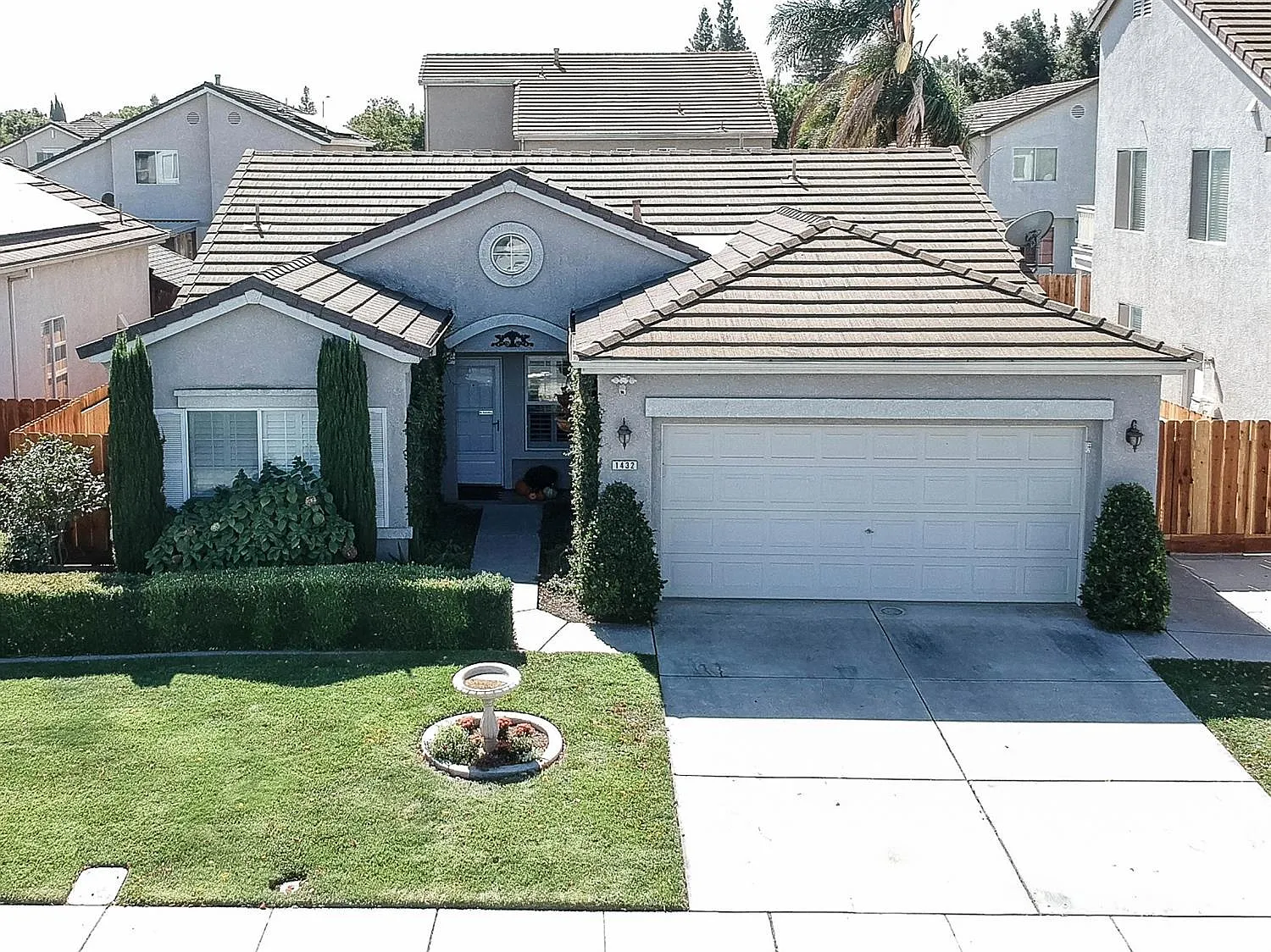 1432 Diamond Oak Way photo 1