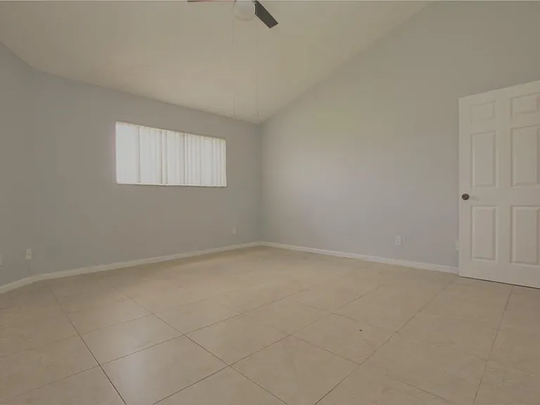 3413 NW 44th St #201 — Photo 10
