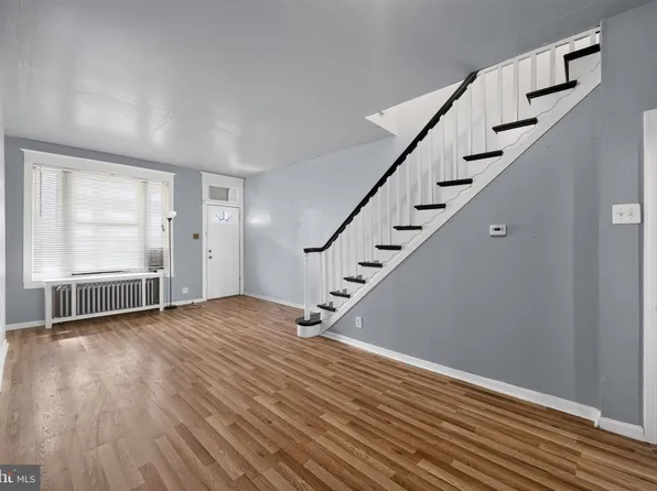2220 S Croskey St, Philadelphia, PA 19145