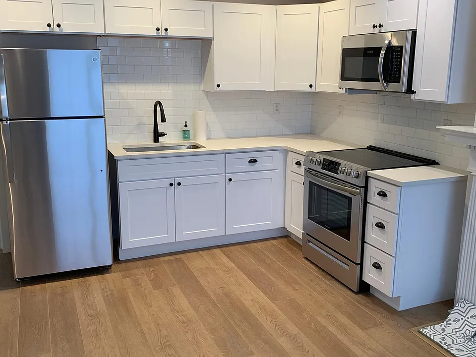 1211 W 6th Ave #2