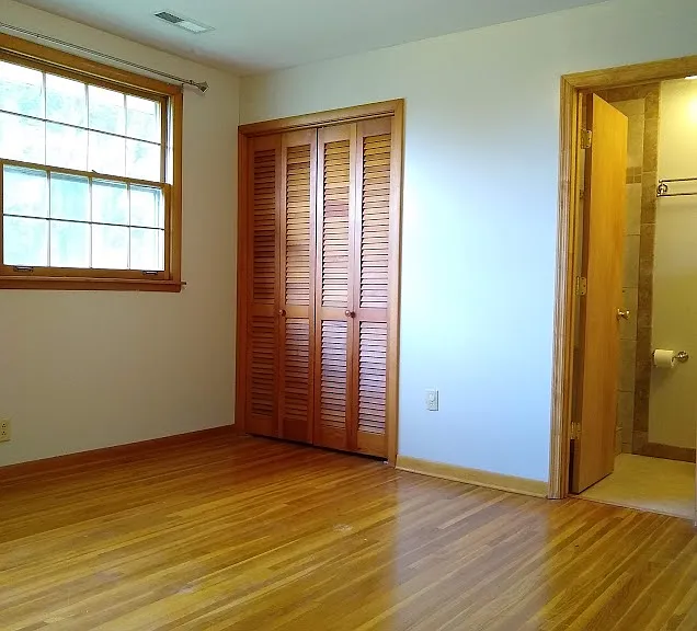 102 Marseille Dr — Photo 17