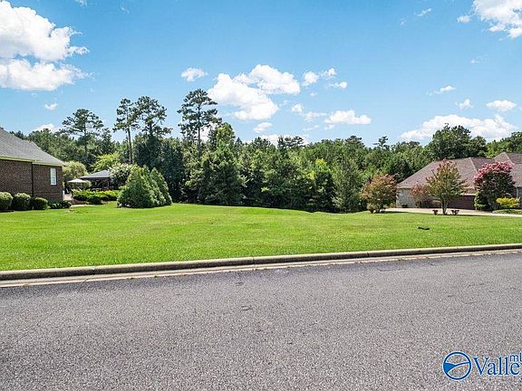 4th image of 7 Bridle Ridge Rd