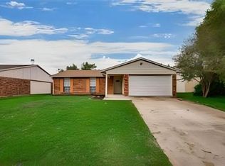 4917 Wampler Dr, The Colony, TX 75056