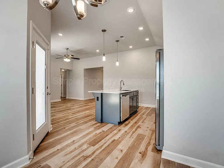 608 Blue Fish Ct — Photo 20