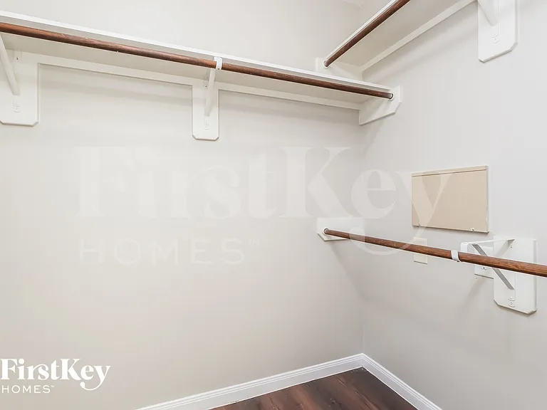2423 Gianna Way — Photo 11