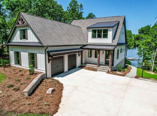 407 E River Bend Dr, Eatonton, GA 31024