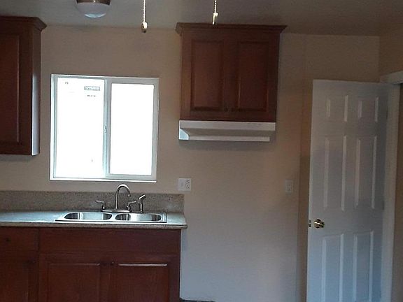 4th image of 5443 11th Ave #2