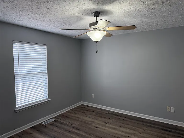 360 Cedar Hollow Dr — Photo 5