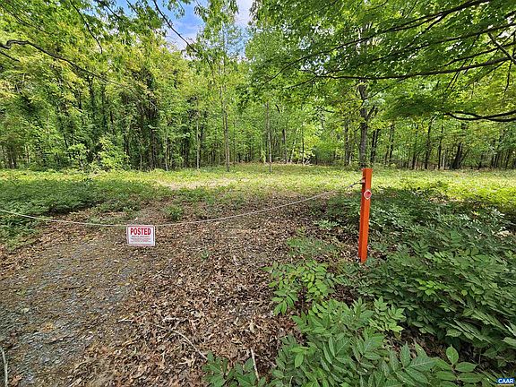 3rd image of Pond Rd