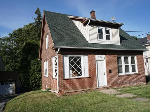 782 Center St, Wallingford, CT 06492