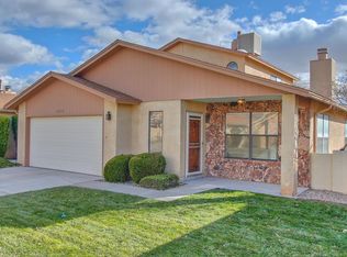 10516 Griffith Park Dr NE, Albuquerque, NM 87123