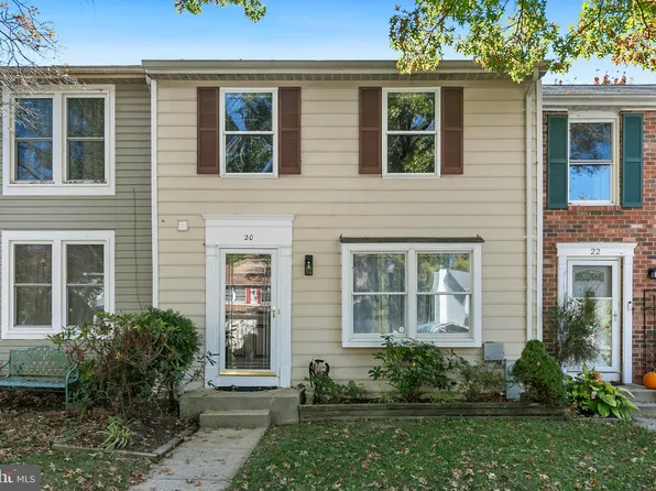 20 Orion Club Dr, Ashton, MD 20861