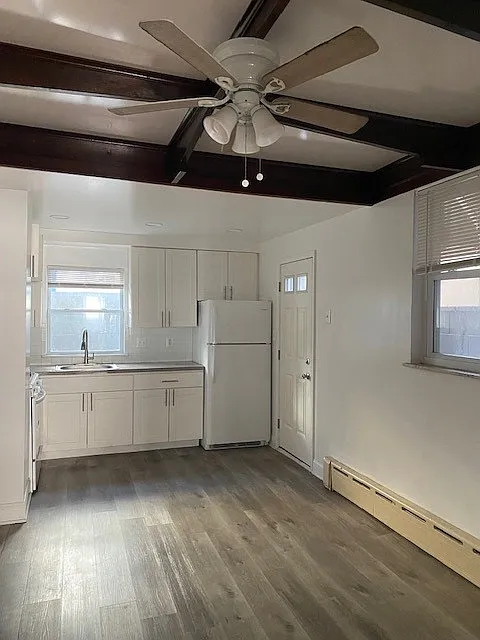 Eat in kitchen - 2640 S 6th St